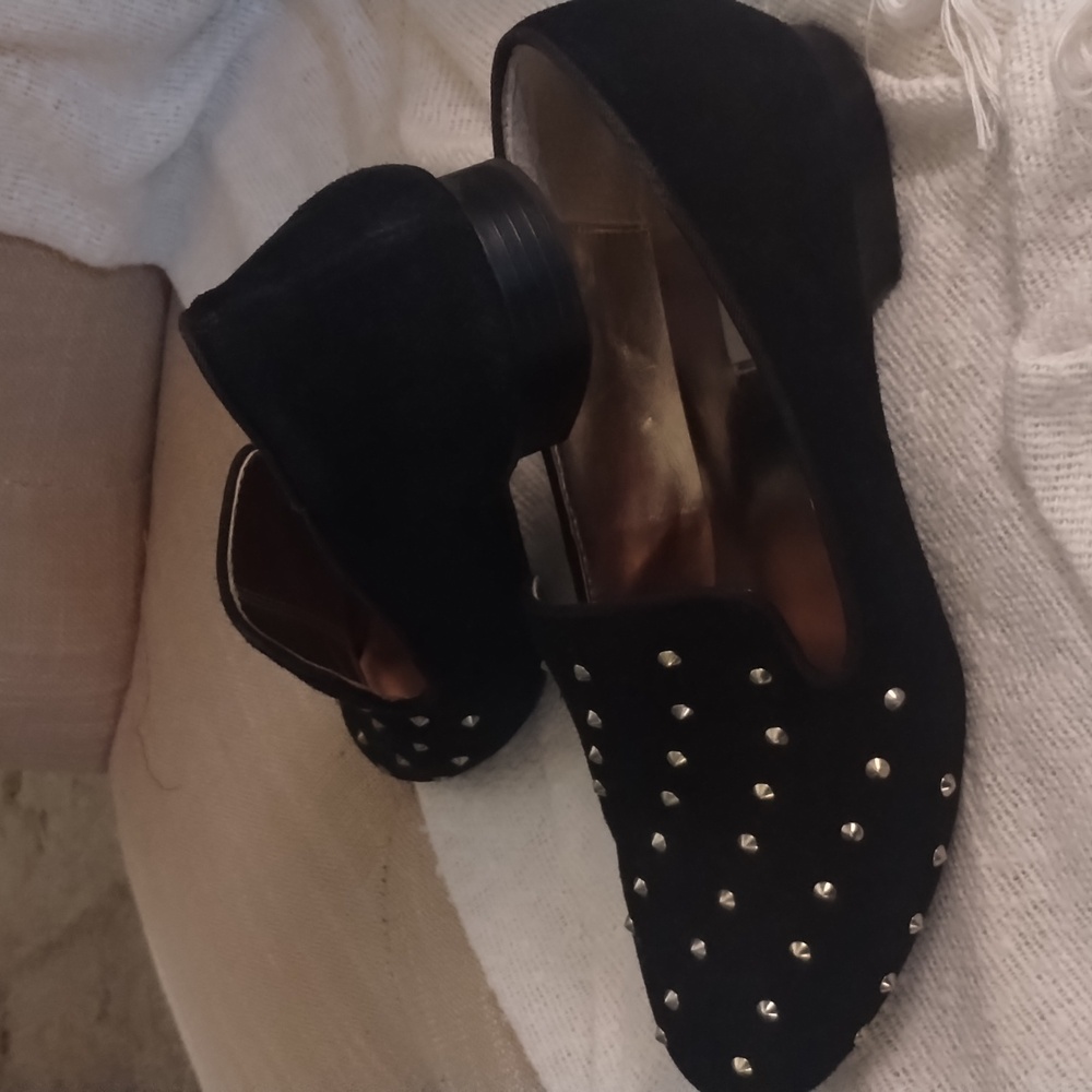 Steve Madden Garner Studded Suede Loafer In Black Size 7.5 Leather